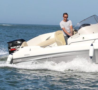 location-bateau-moteur-piriac-sur-mer